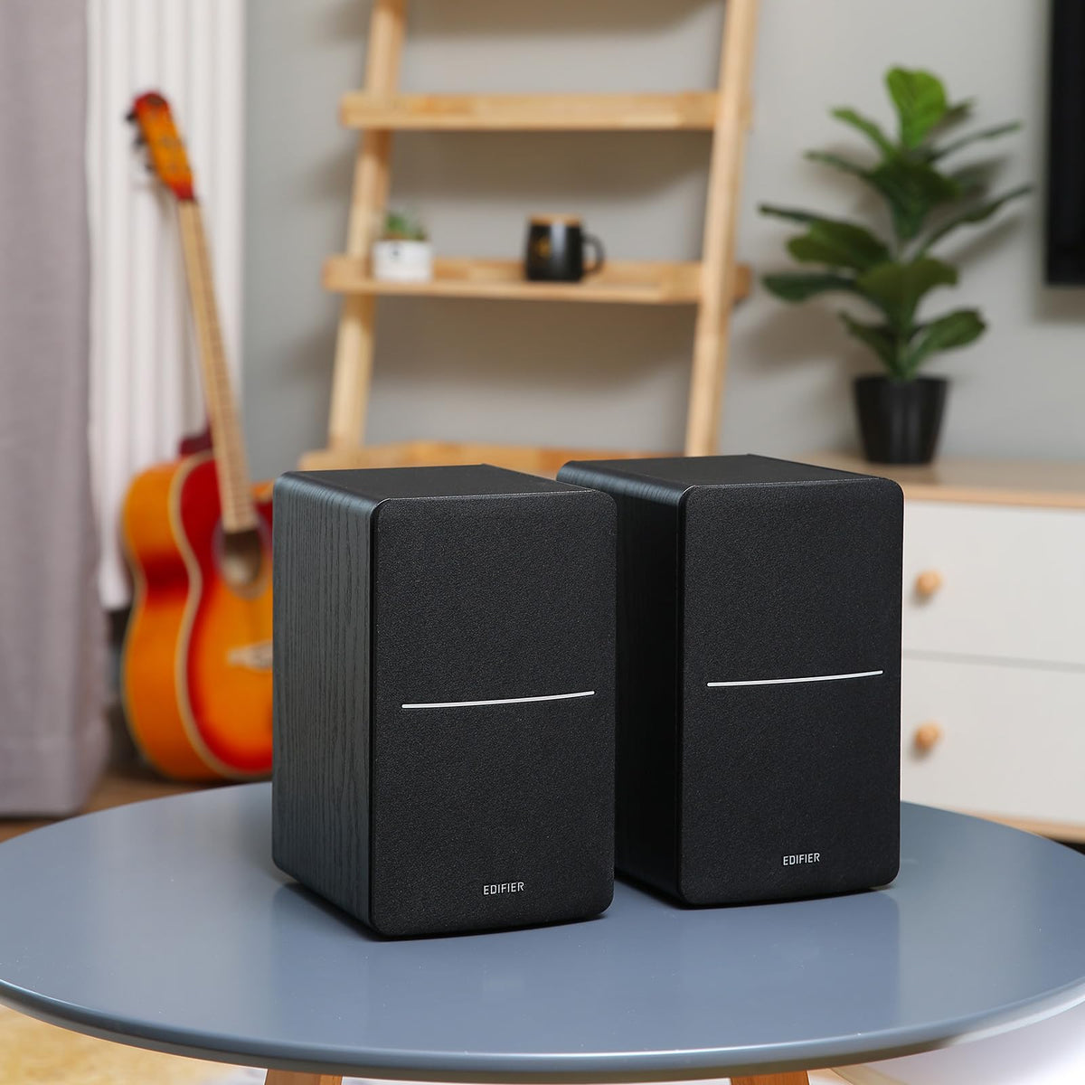 Active Bluetooth Bookshelf Speakers Black K453